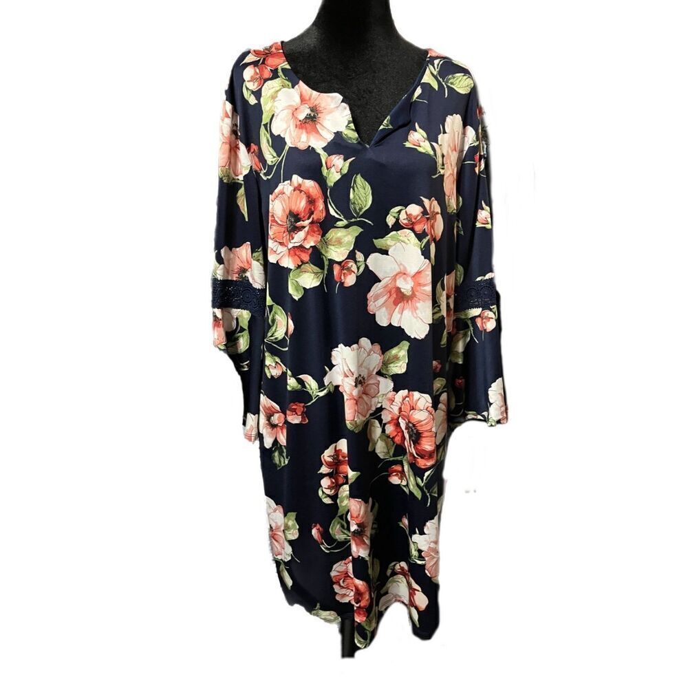 Tacera Floral Dress. Size XL